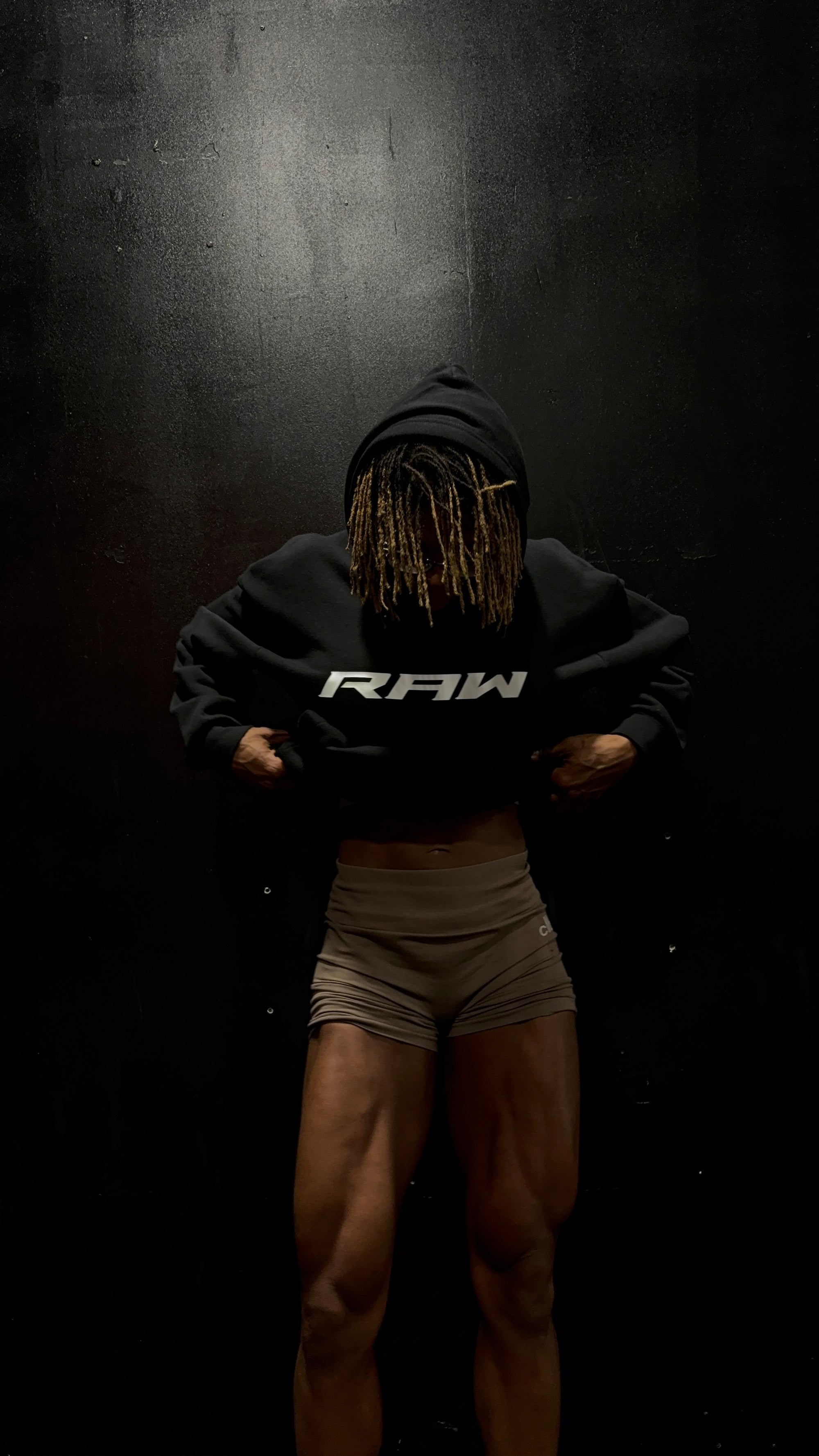 SOLID RAW IMPACT HOODIE IN BLACK