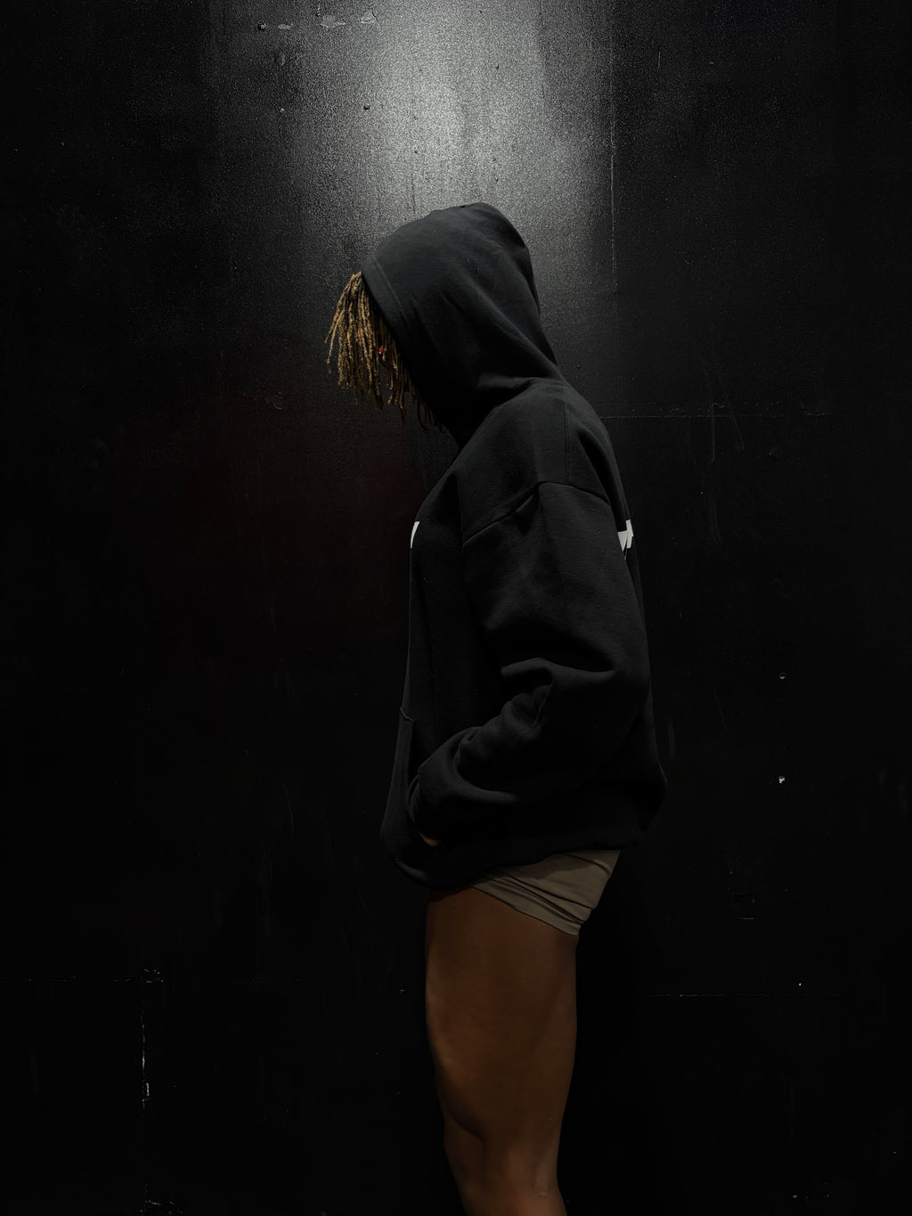 SOLID RAW IMPACT HOODIE IN BLACK